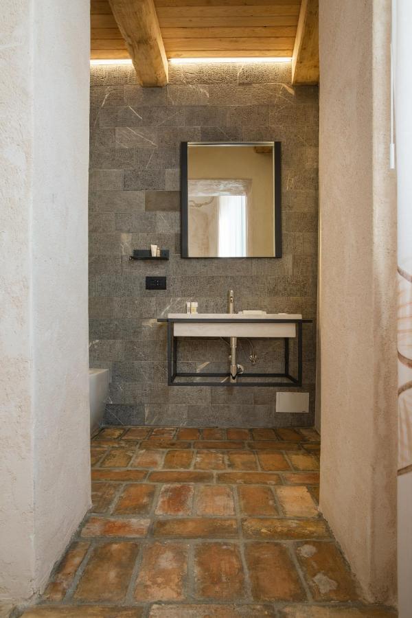 Ognissanti Guesthouse & Suites Fermo Exterior foto